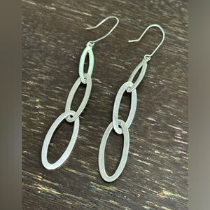 925 Sterling silver drop earring with interlocking hoops